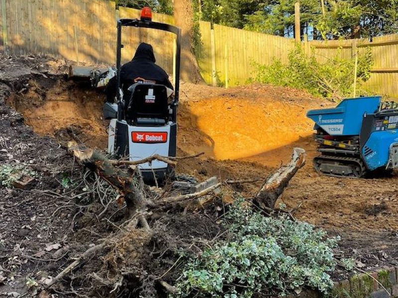 ground levelling excavating