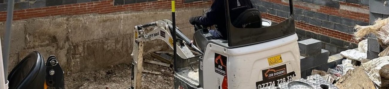 mini digger hire sevenoaks