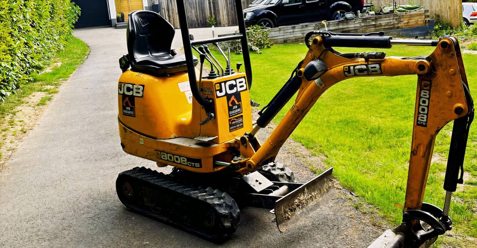 diggers dumpers hire services in hartley 2